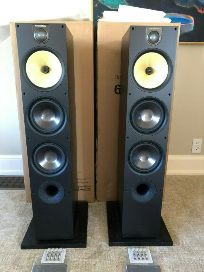 Excellent PAIR of Bowers & Wilkins 683 S2 Tower Speakers B&W Complete in Boxes