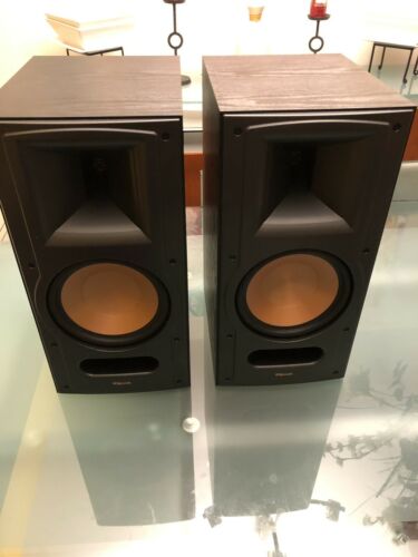 Klipsch RB-81 II Bookshelf Speaker -Black (Pair)  Used
