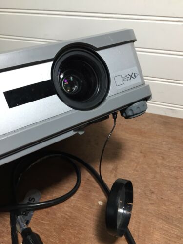 Mitsubishi Sl4su Multimedia LCD Projector