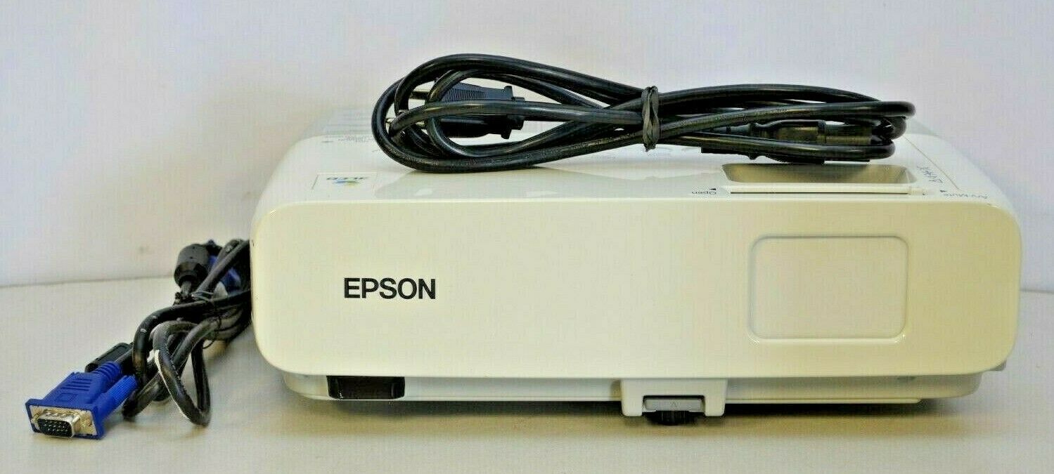 Epson PowerLite 84 LCD Projector 1550 Used Lamp Hours