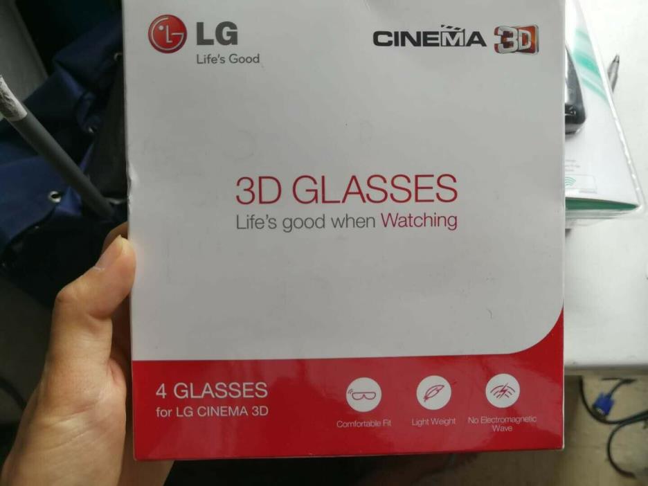 LG 3d glasses AG-F310 4 GLASSES BRAND NEW
