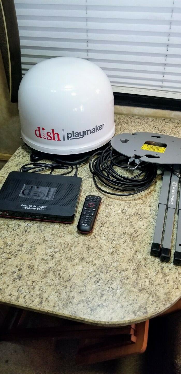 Dish Playmaker Portable HD Satellite Antenna w DISH Wally Receiver.