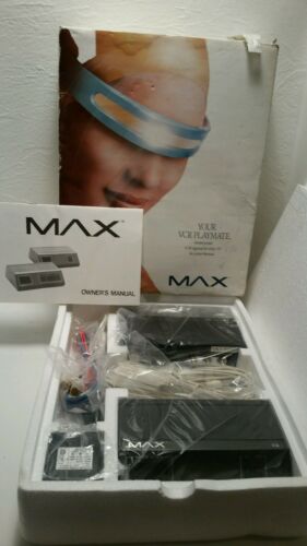 Max Your VCR Playmate 12T Sends Your VCR Signal To Any TV In Your House