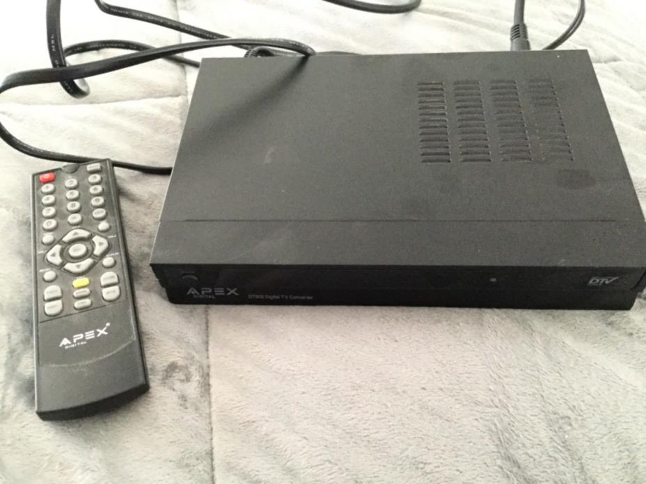 APEX DT250 Digital to Analog TV Converter Box DTV With Remote!!