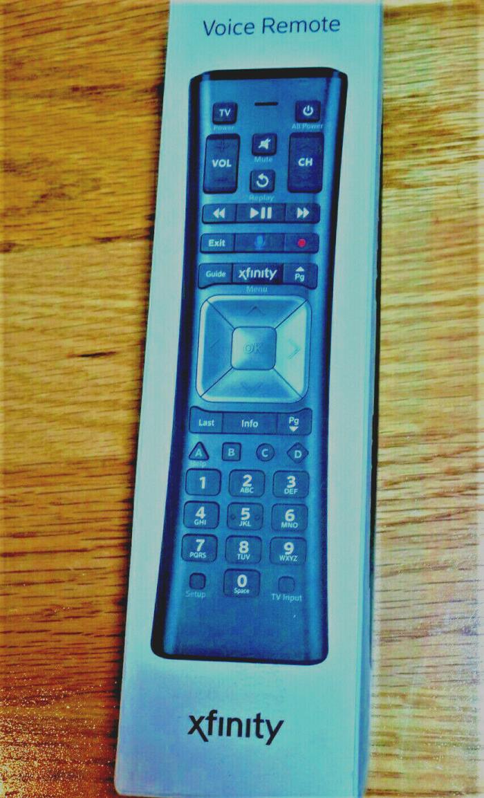 XFINITY HDTV VOICE REMOTE CONTROL XR11 BACKLIGHT X1 WITH  MANUAL. NEW SEALED