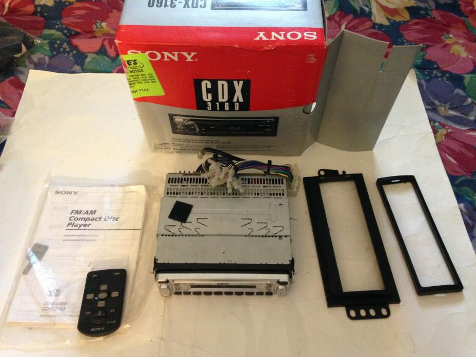 Sony CDX 3160 Car Stereo Deck & Remote & BOX New Never used  vintage