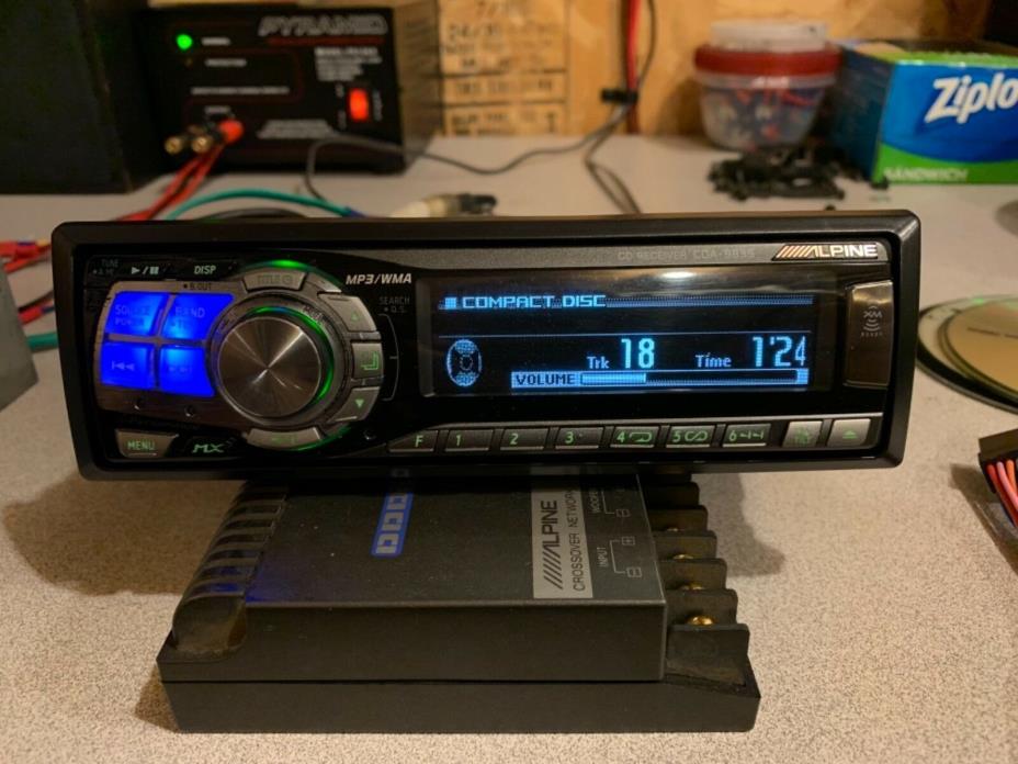 vintage Alpine CDA 9835