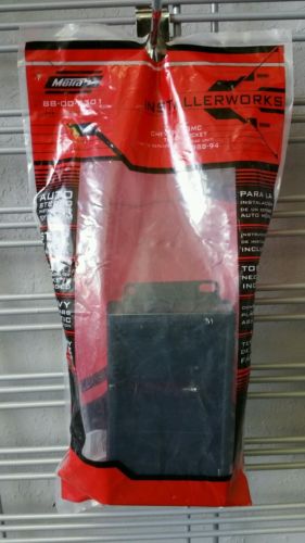 Metra INSTALLERWORKS 88-00-3301 Chevrolet/GMC Truck Pocket 1988-94