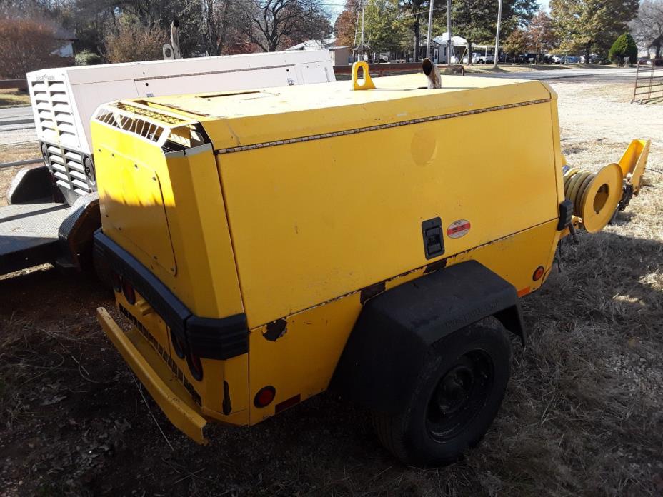 2000 Ingersoll Rand 160 cfm John Deere Diesel Air Compressor Only 82 Hours