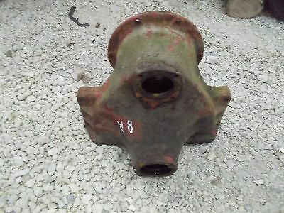 Farmall B Tractor IH IHC right rear axle drop housing R