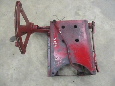 International Farmall 460 Utility Seat Base & Hydraulic Quadraunt Lever Tractor