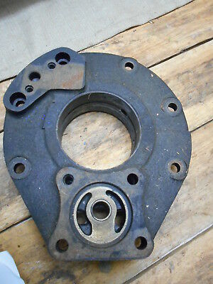 Massey Ferguson 35 Diesel Front Main Bearing Support Plate, Koperpens SJ98632E