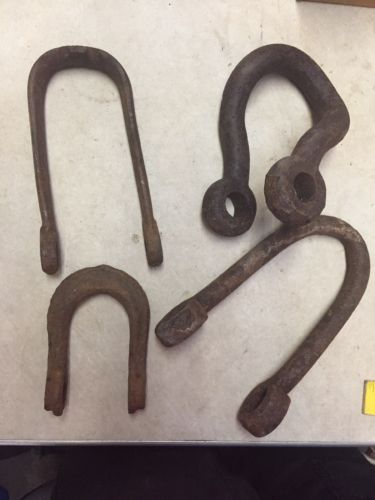 Vintage Cast Iron U Shaped Tractor Hitch Lot (4)