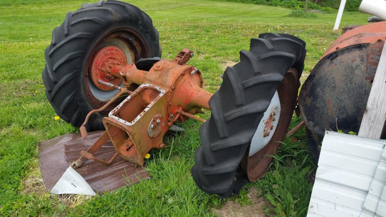 Ford 800 Series Farm Tractor Rear End Assembly for Select-o-Speed Transmission