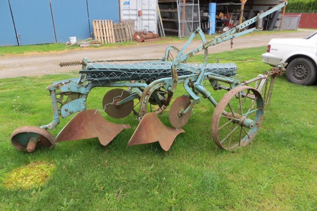 Vintage Horse Drawn Bottom Plow Blue Paint Farm Equip Wheel Drum # 1524