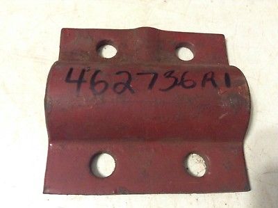 462736R1 - A New Original Clamping Block For An IH 100, 230, 1300 Mowers
