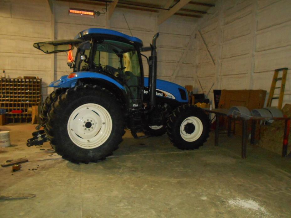 2004 NEW HOLLAND TS115A // MFWD // CAB // SN = ACP229945 // NEW TIRES