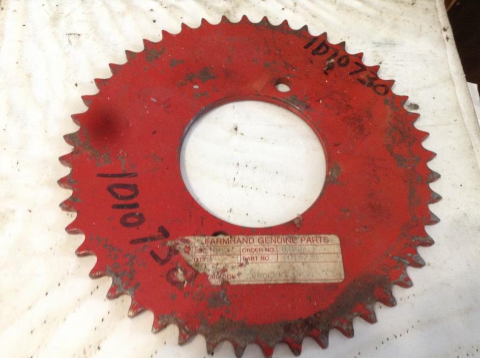 1D10730 - A New Sprocket For A Farmhand 815, 817, 822, 825, 826, 827 Grinders