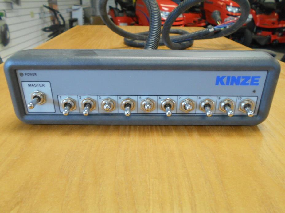 KINZE MODULE SWITCH BOX // 10 SWITCH // USE WITH AG LEADER // PART # GA12539