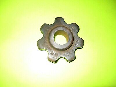 International Chisel Plow NOS Chain Drive Idler Sprocket Part# 602453r2