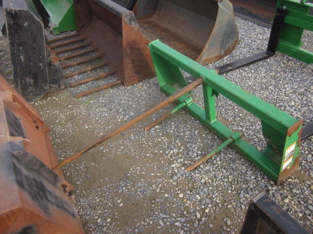 John Deere Quick Attach Bale Spear 75125
