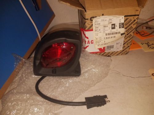 CASE IH CNH LIGHT KIT 87520382 GENUINE CASE *NOS*  tail turn signal rmx370