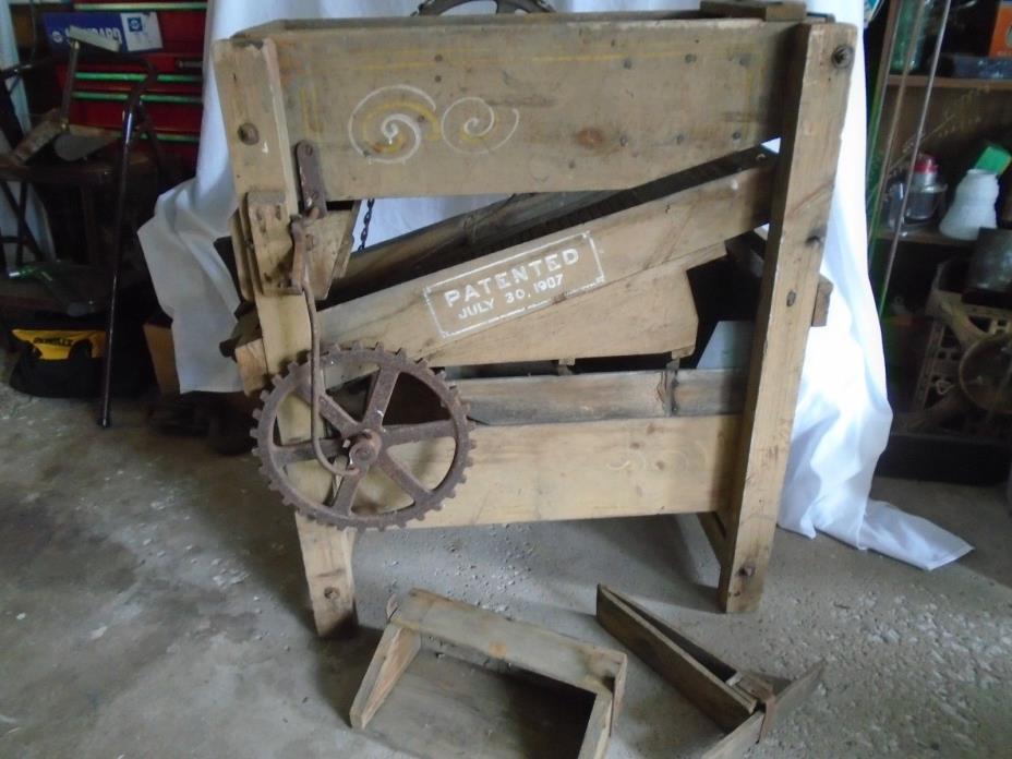 Antique 1907 Seed Cleaner Emerson Kicker Hand Crank Operated Wild Oat Separator