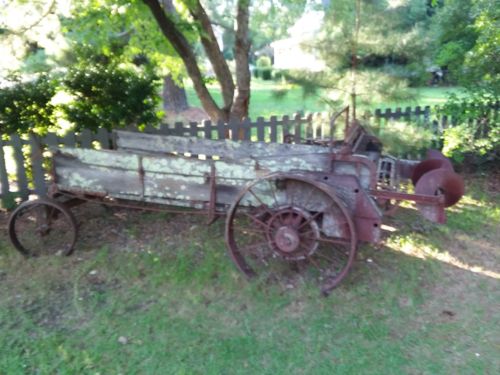 Antique Horse Drawn Manure Spreader ca 1920