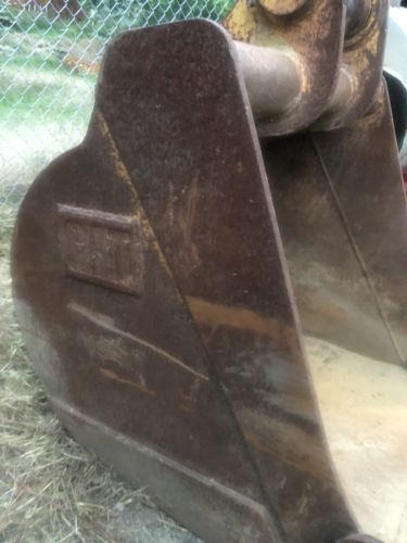 30” CAT 307 Excavator Bucket Caterpillar