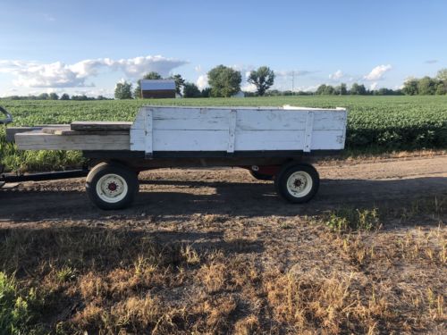 Hay Wagon 12’ x 6' w/ Running Gears            - Straw Wagon Flatbed w/ Sides