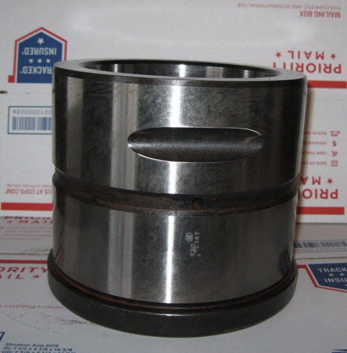 New Chisel Bushing 415607061 For Toku Hydraulic Breaker TNB 230, TNB-230LU2