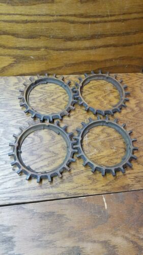 4 USED  John Deere H1255 B  PLANTER PLATES