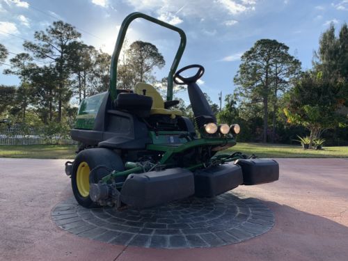 2015 John Deere 8000 E-Cut Hybrid Fairway Mower 3WD Diesel ReelMower Greensmower