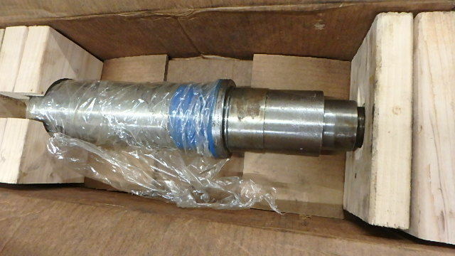 NEW KINZE GRAIN CART AXLE #GA10007 FE1240