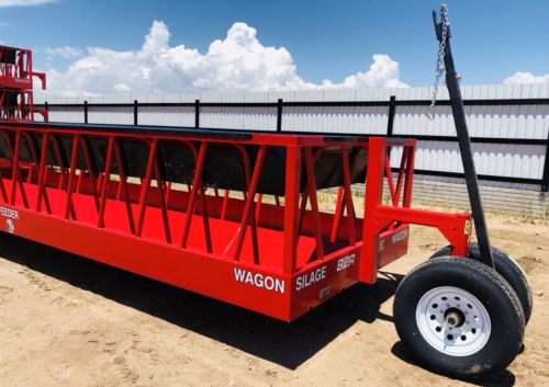 New, 24', Red, Silage/Hay Feeder Wagon