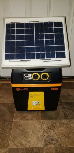 Gallagher B100 Portable Fence Energizer with 10w solar panel