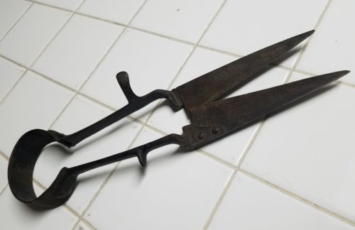 BUY IT NOW! Vtg.RARE CAST HANDLE /Metal Sheep Shears Farmers Cutters Scissors