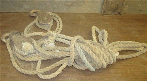 Vintage Block & Tackle Hemp Rope Metal Barn Tool Farm Country Rustic Decor g