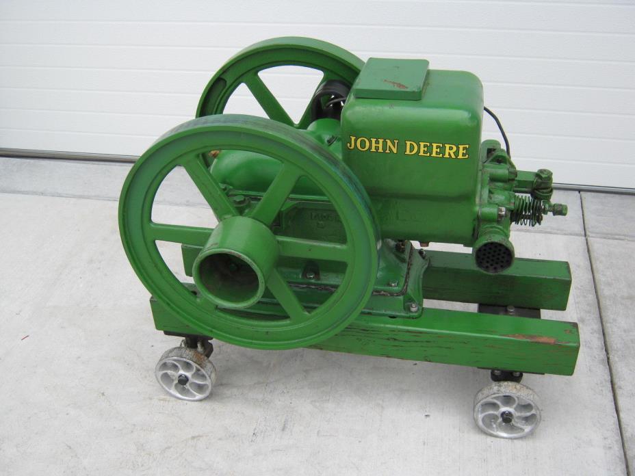 John Deere 1-1/2 Hp Model E Hit N Miss Engine Starts easy & Runs nice, FREE SHIP