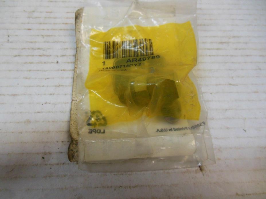 NOS OEM JOHN DEERE 2520 TRACTOR HYDRAULIC LINE TEE FITTING 90 DEGREE AR49789