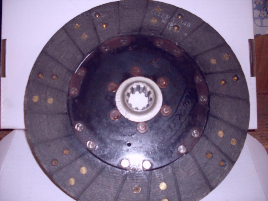 Massey 135 150 tractor clutch disc  513576M91  10 1/2
