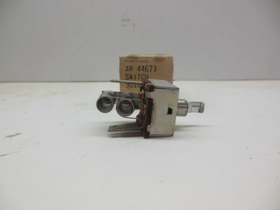 NOS JOHN DEERE 3020 4020 5020 DIESEL TRACTOR 24 VOLT ELECTRICAL SWITCH AR44673