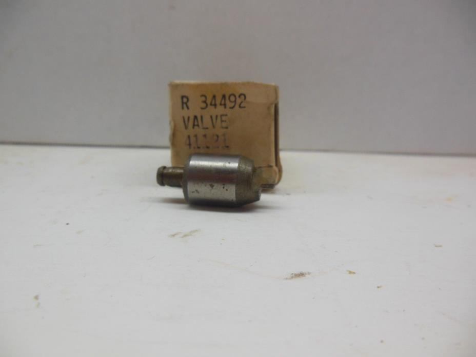 JOHN DEERE 3020 4020 5010 5020  TRACTOR DIFFERENTIAL LOCK VALVE R34492