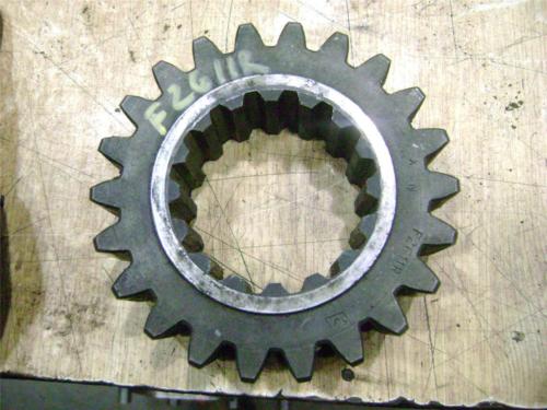 John Deere 720 730 F2611R 4th and 6th countershaft Transmission gear