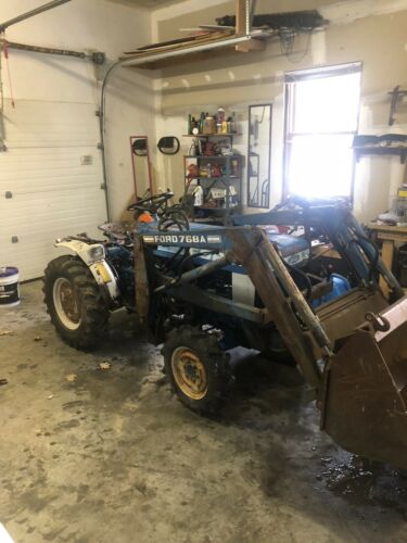 Ford 1210 4WD Tractor
