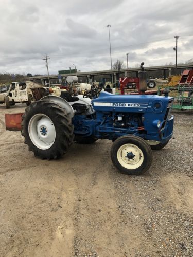 Ford 2600 Diesel Tractor - 8 Speed - Live Pto - Factory Power Steering