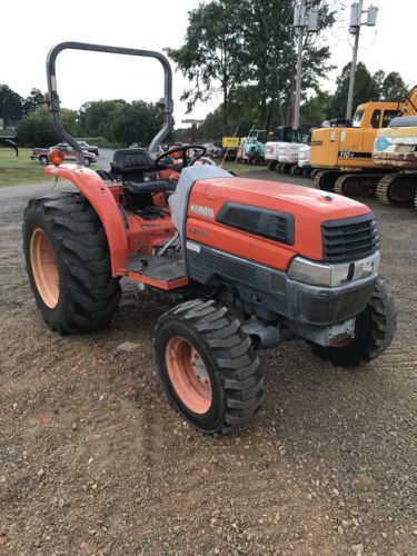 Kubota L3130 4x4 Compact Tractor (One Owner)