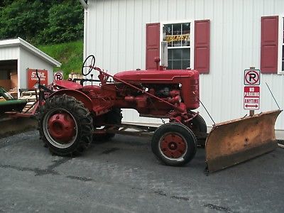 INTERNATIONAL FARMALL SUPER A TRACTOR W/SNOW PLOW AND BLADE RUNS GREAT!