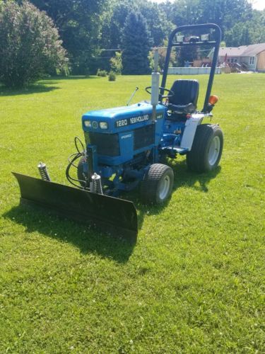 Very Clean Ford New Holland 1220 Tractor w/belly mower front plow CAN SHIP CHEAP