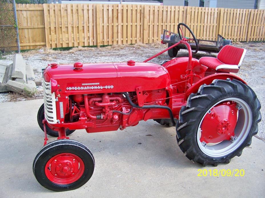 IH FARMALL 